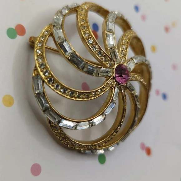 Vintage Lord & Taylor Gold Blush Pink Crystal Brooch - Elegant Statement Piece - Picture 3 of 5